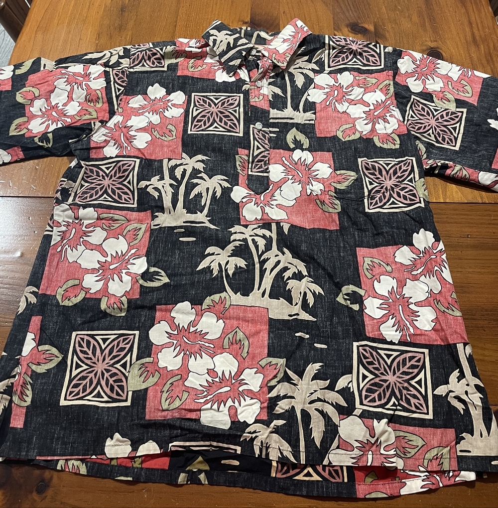 GO BAREFOOT‎ Vintage Mens Floral 1/4 Button Pullover Hawaiian Short Sleeve Shirt